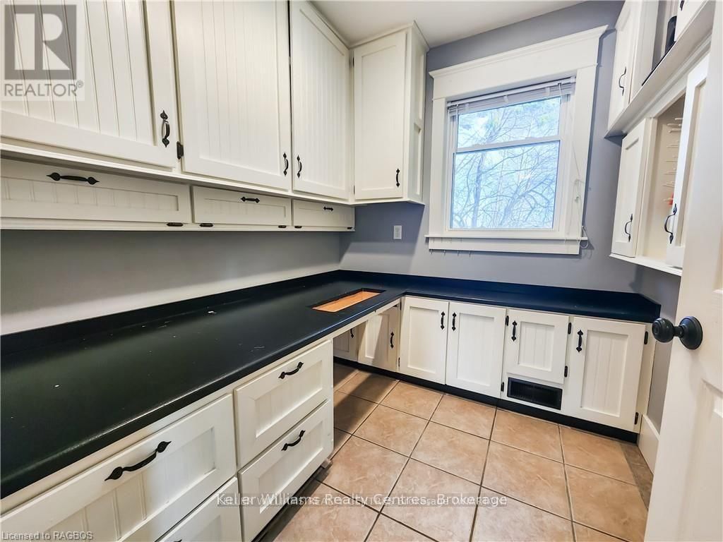 204 BRUCE RD 9 Image 30