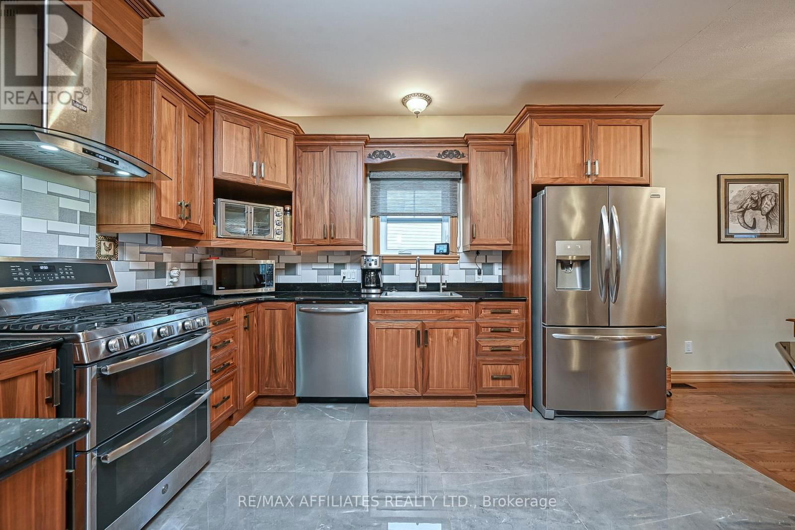 500 BARRAGE STREET Image 12