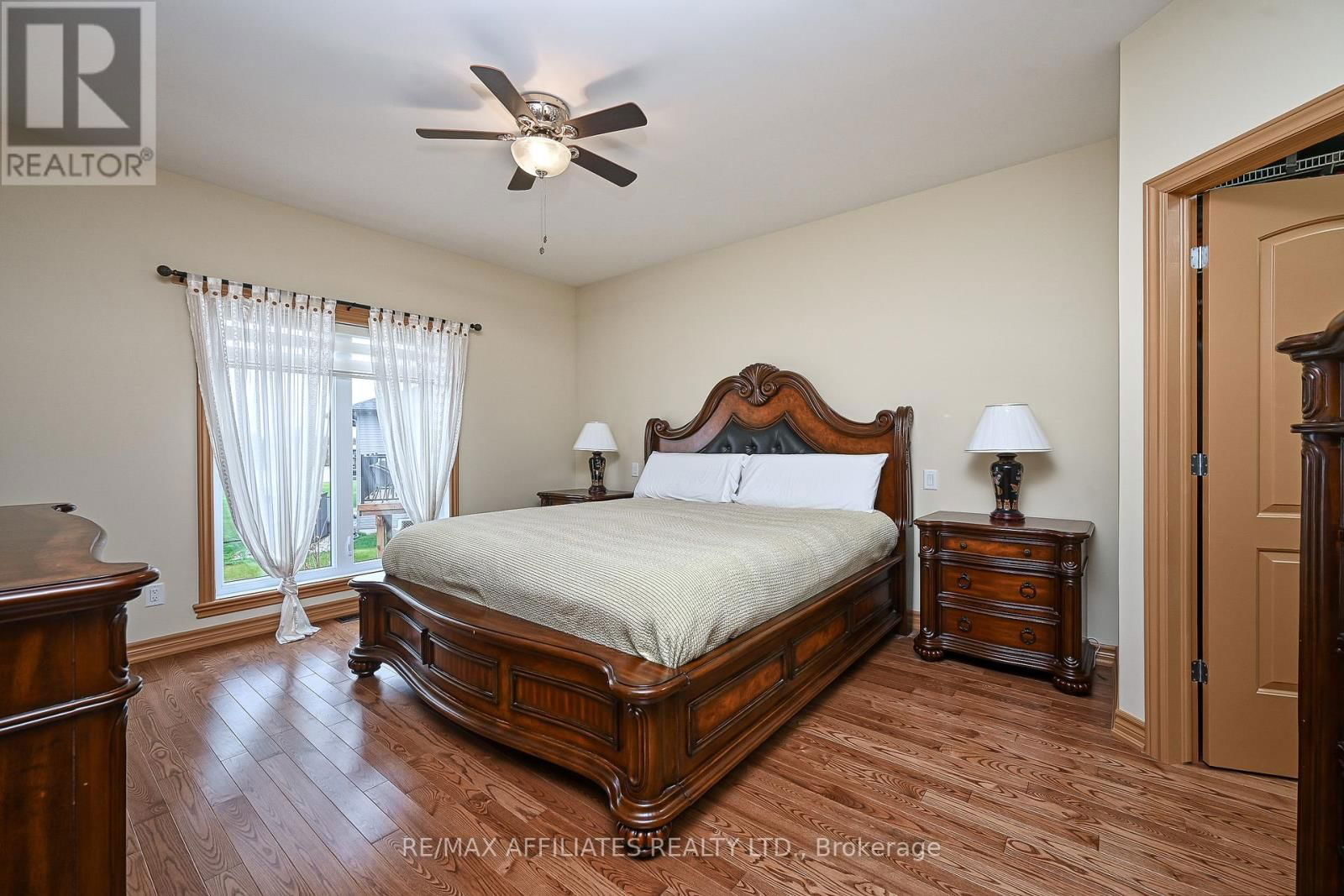 500 BARRAGE STREET Image 15