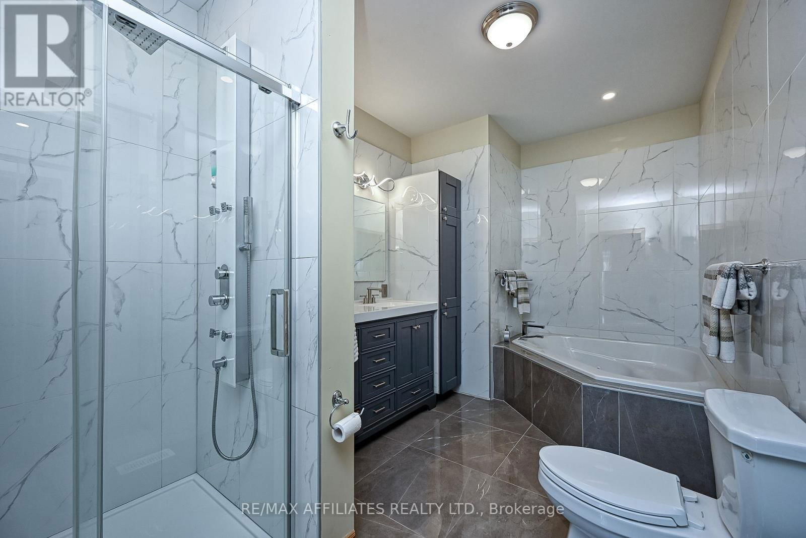 500 BARRAGE STREET Image 18