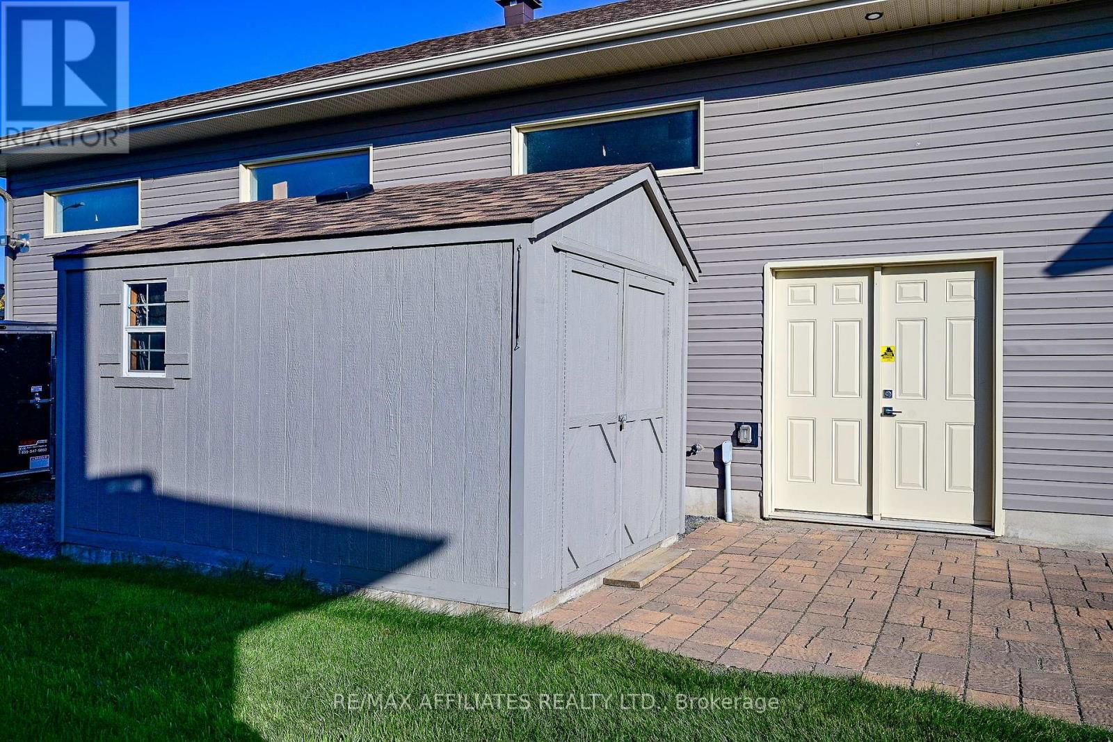 500 BARRAGE STREET Image 38