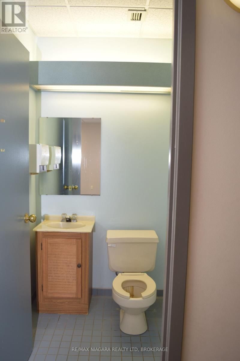 2C - 154 WEST MAIN STREET Image 15