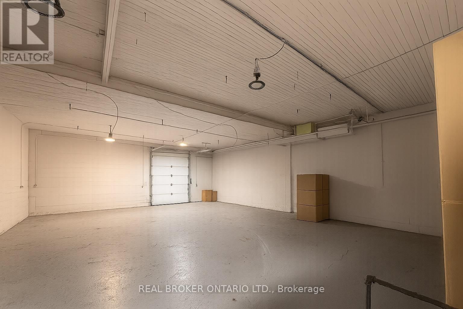 2 - 360 WENTWORTH STREET NORTH Image 9