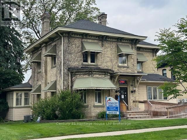 62 WELLINGTON STREET SOUTH Image 1