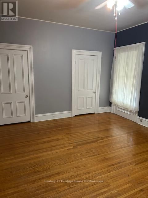 62 WELLINGTON STREET SOUTH Image 6
