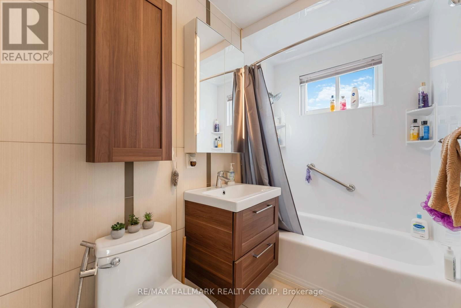 732 MORIN STREET Image 23