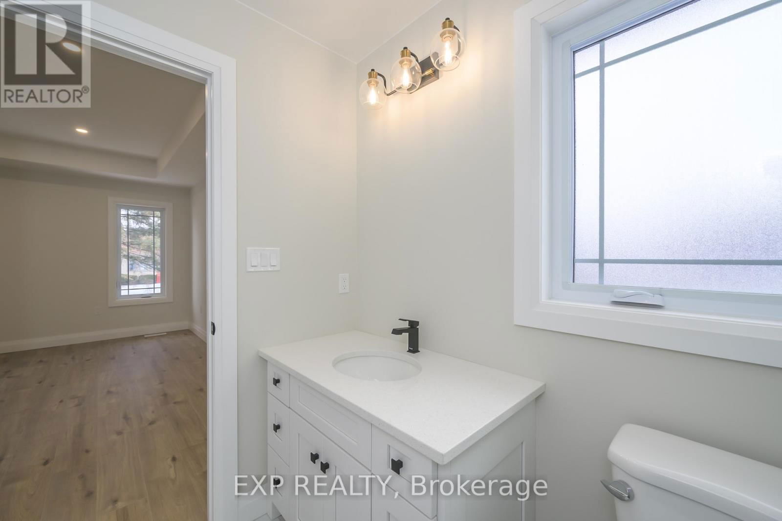 5 SOPHIA STREET Image 16