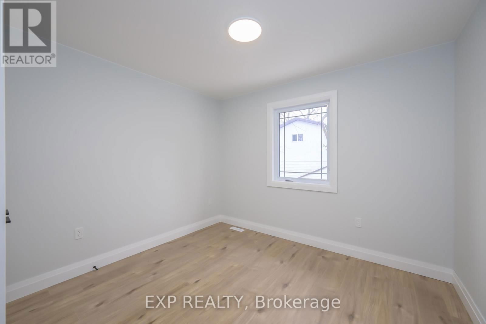 5 SOPHIA STREET Image 17