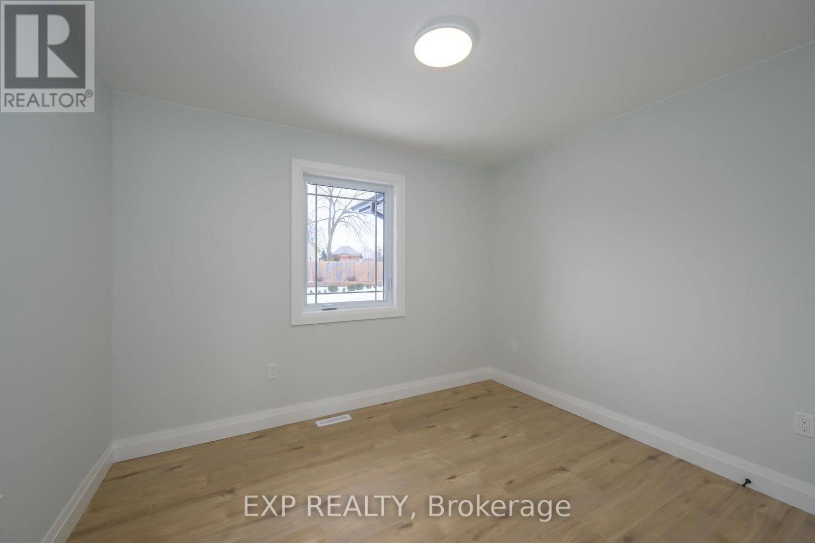 5 SOPHIA STREET Image 21