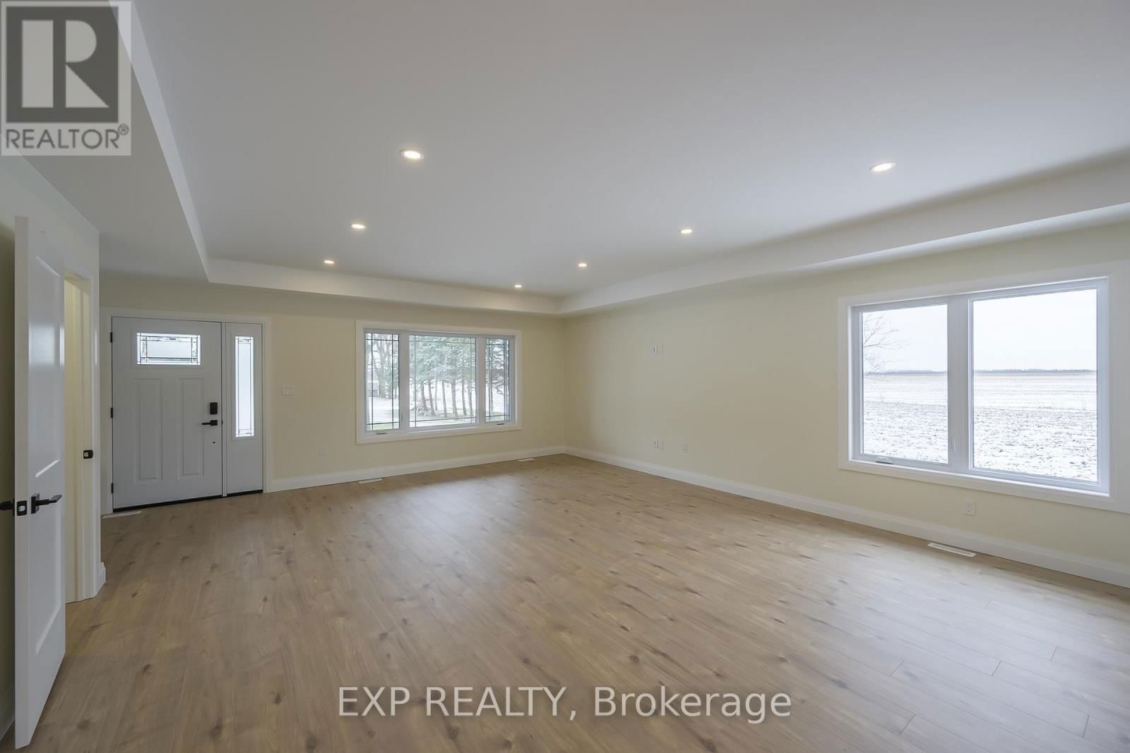 5 SOPHIA STREET Image 3
