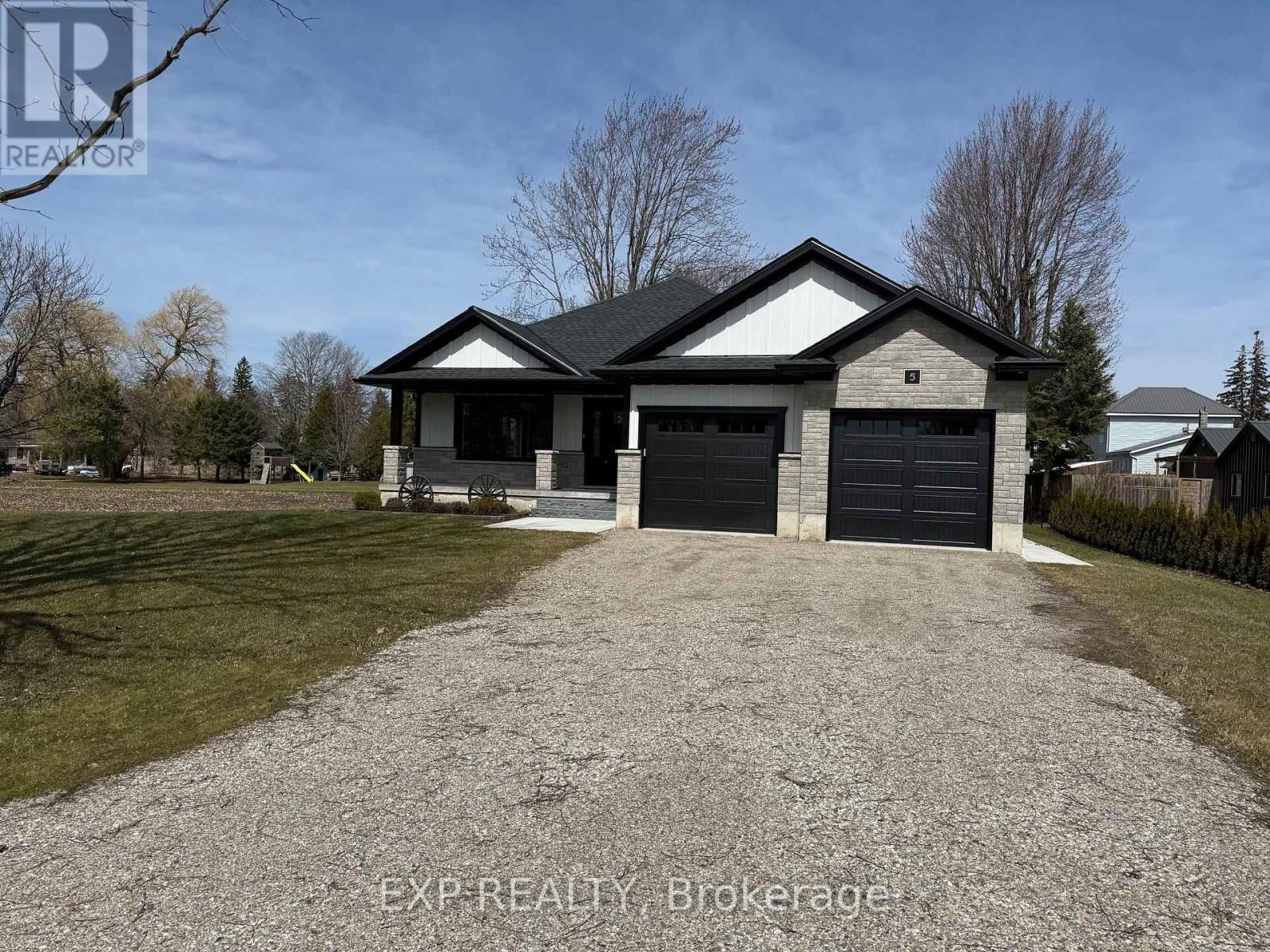 5 SOPHIA STREET Image 41