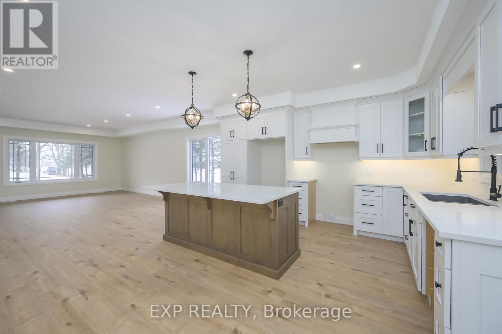 5 SOPHIA STREET Image 9