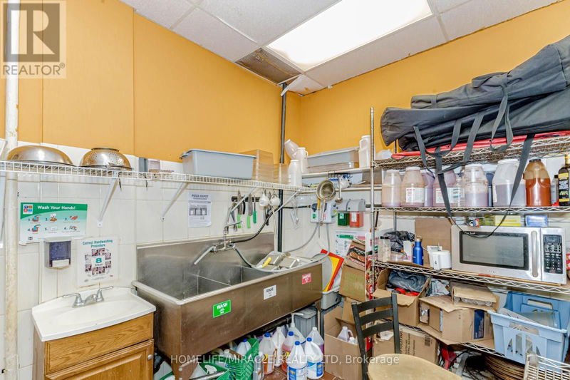 Image #1 of Restaurant for Sale at Centennial, Hamilton , Ontario