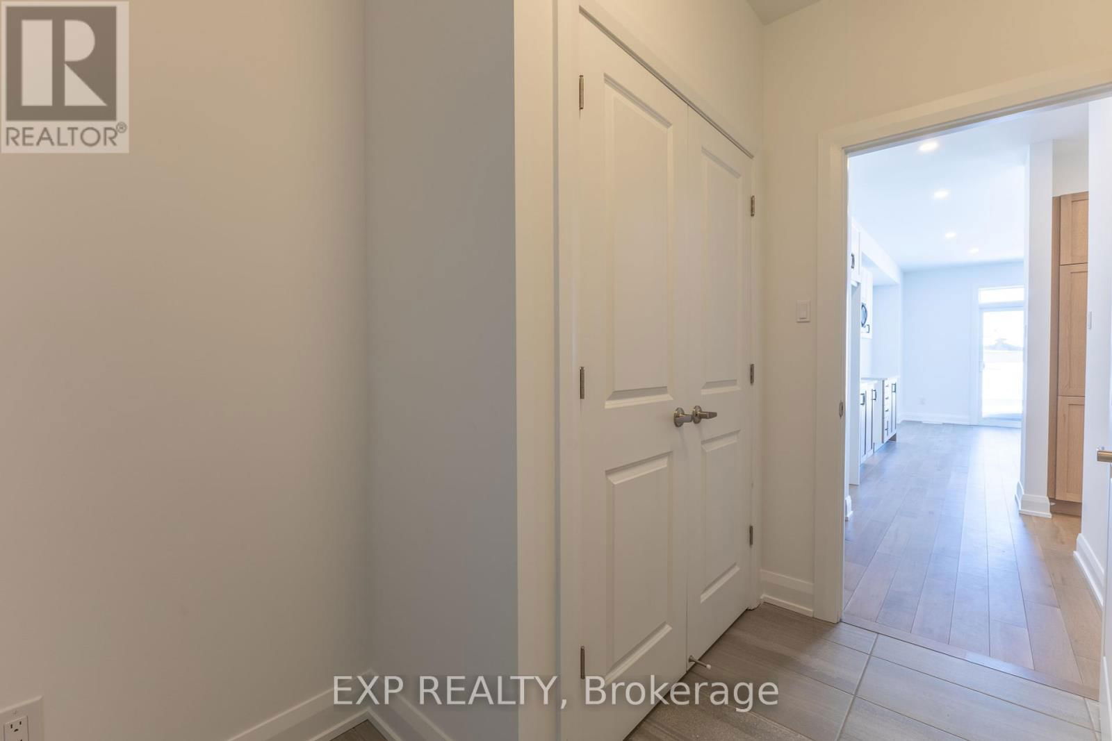 153 CRAIG DUNCAN TERRACE Image 16
