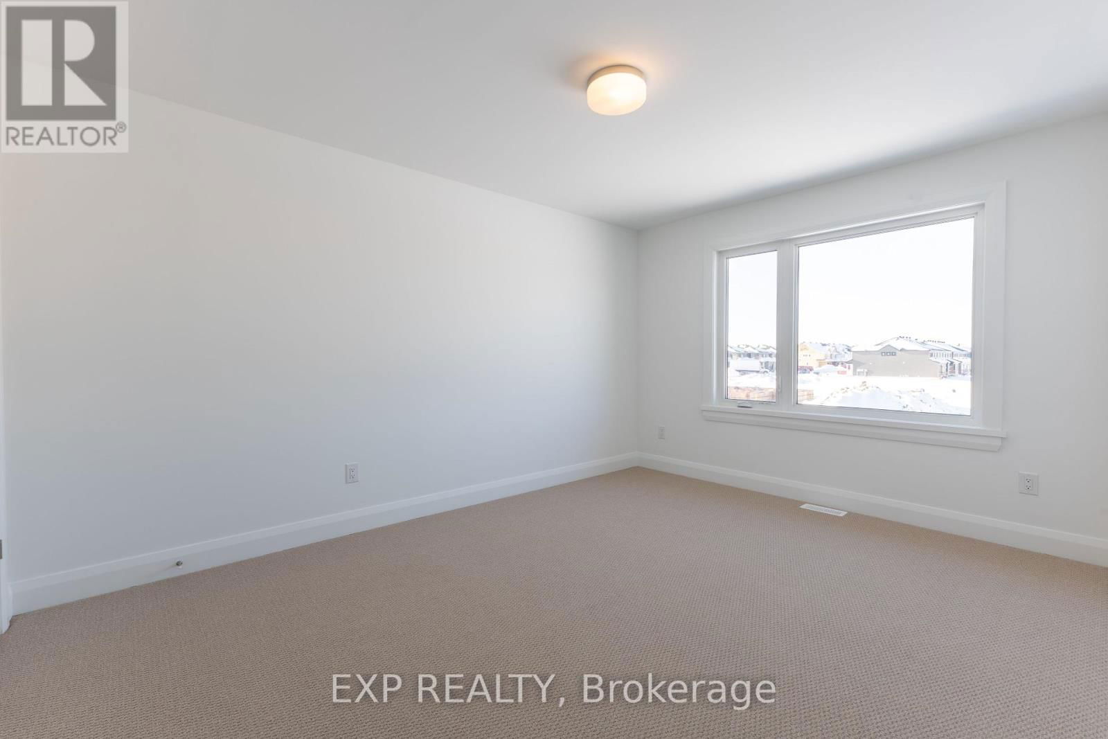 153 CRAIG DUNCAN TERRACE Image 32