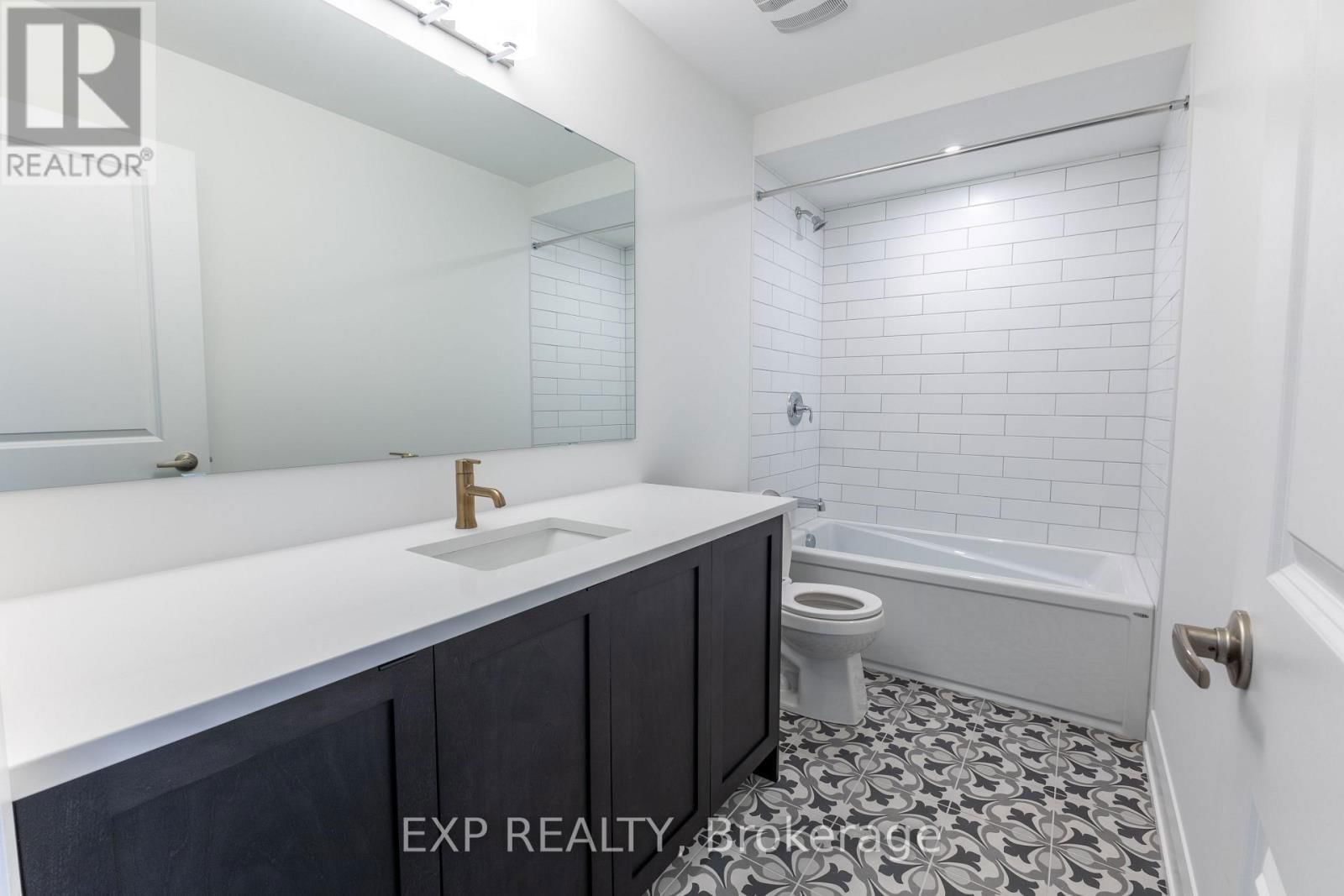153 CRAIG DUNCAN TERRACE Image 36