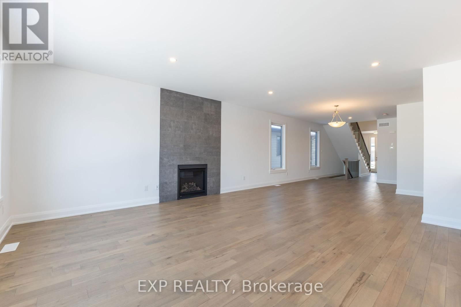 153 CRAIG DUNCAN TERRACE Image 4