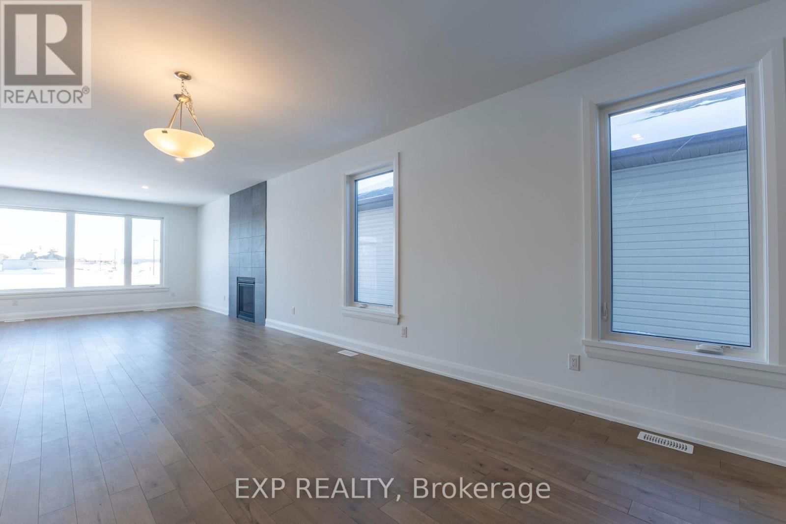 153 CRAIG DUNCAN TERRACE Image 6