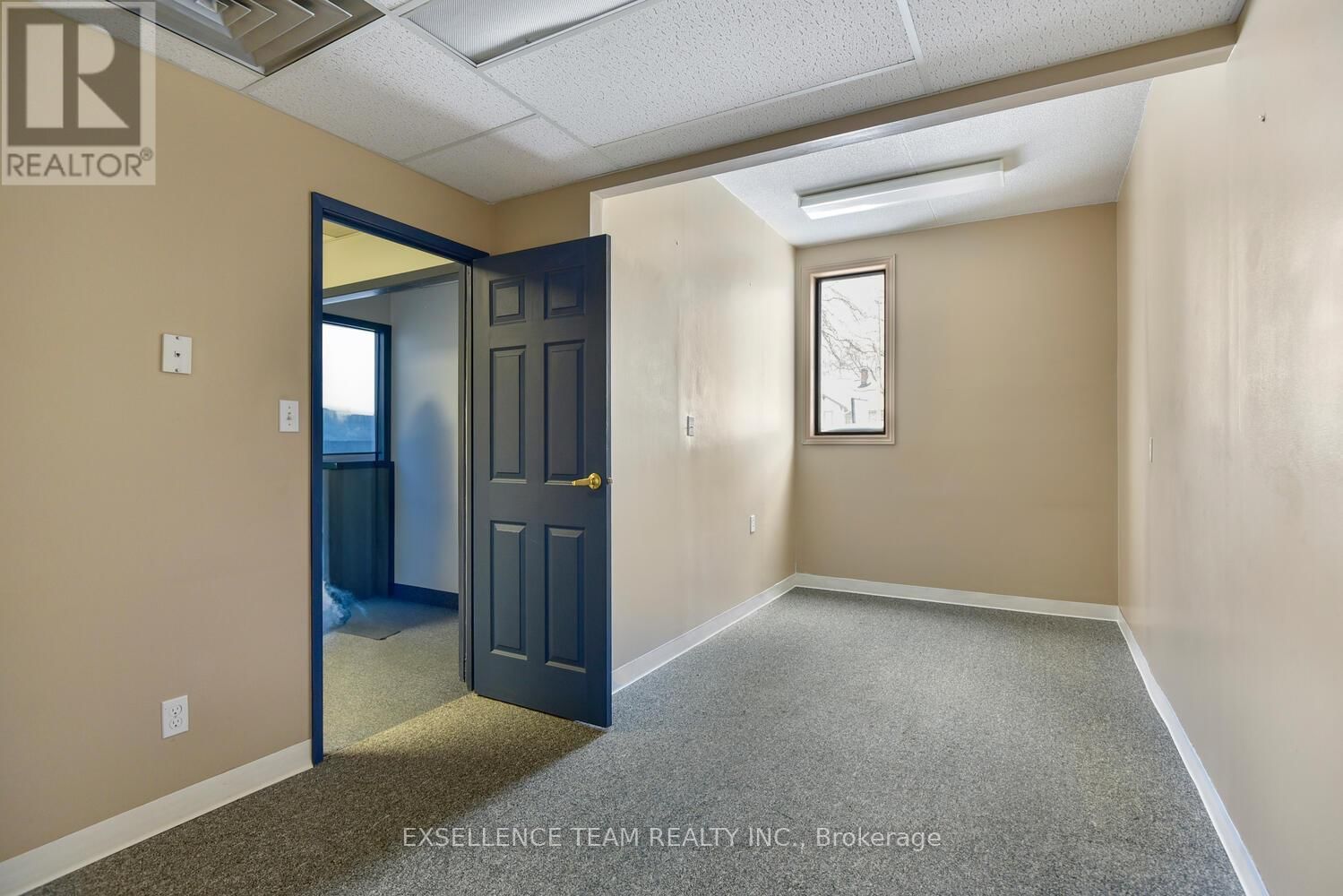 309 PARK STREET Image 14