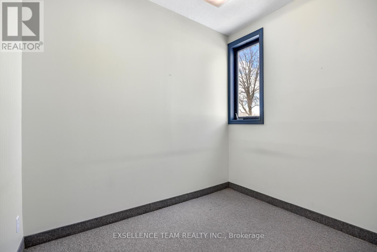 309 PARK STREET Image 17