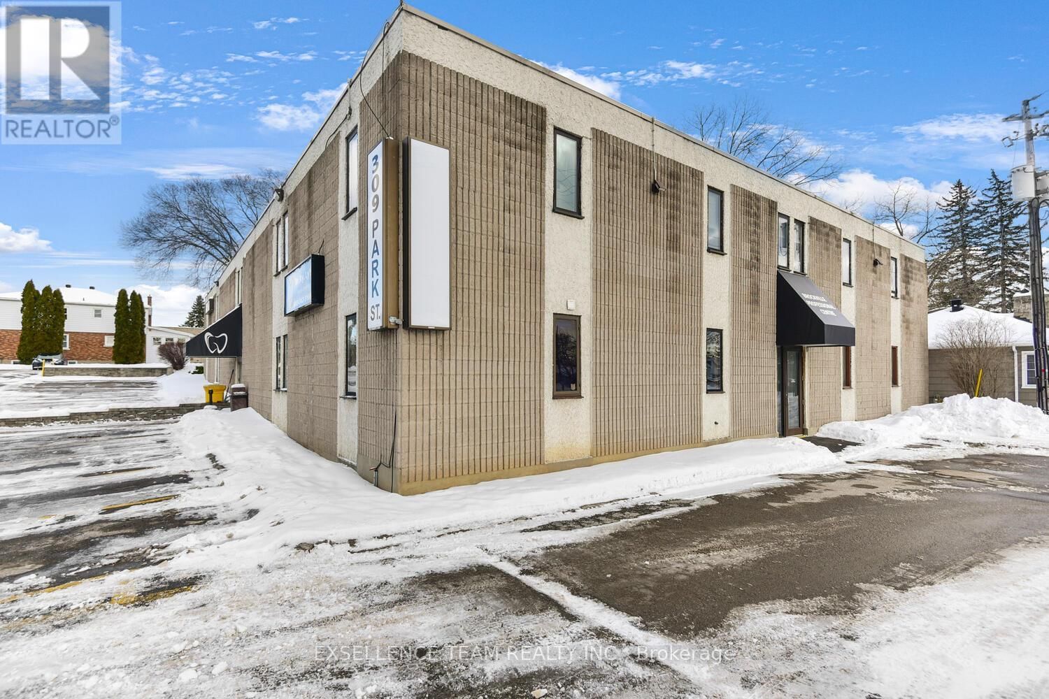 309 PARK STREET Image 4