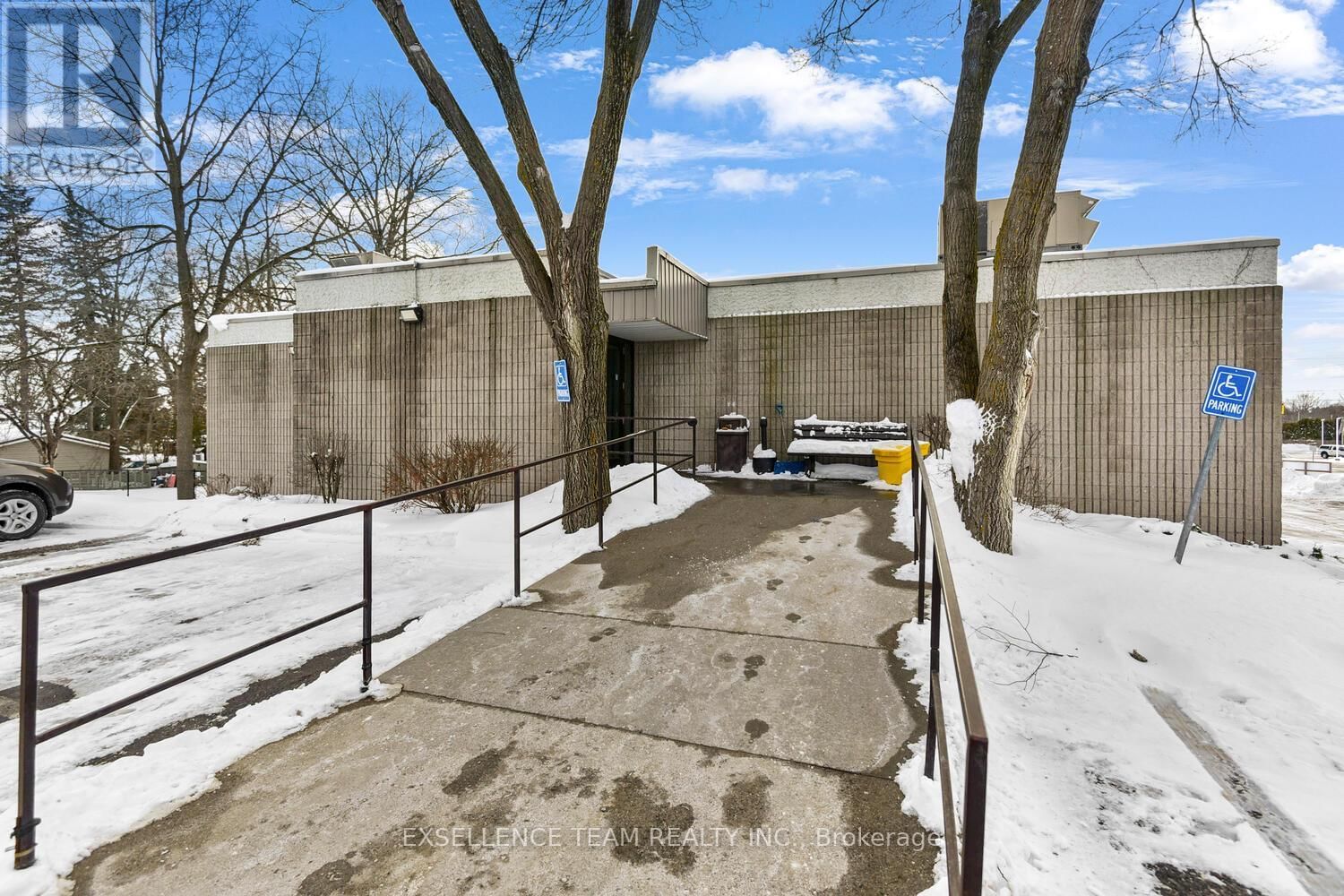 309 PARK STREET Image 9