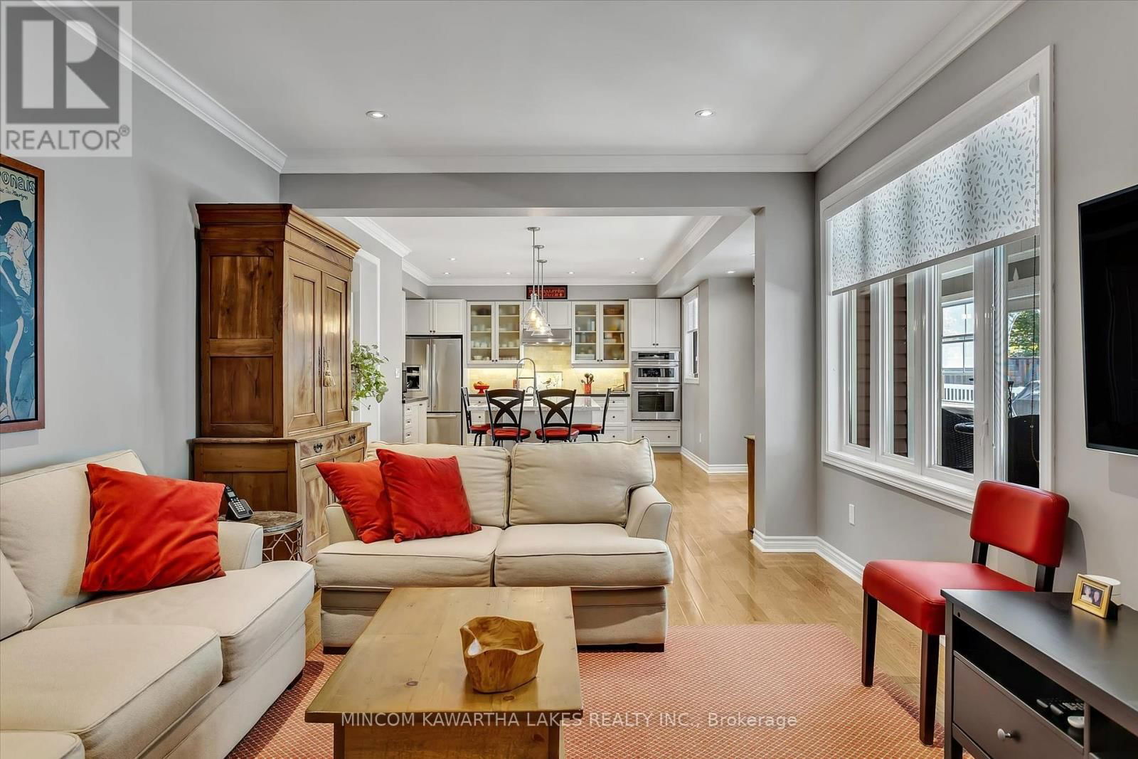 25 MAGUIRE STREET Image 15