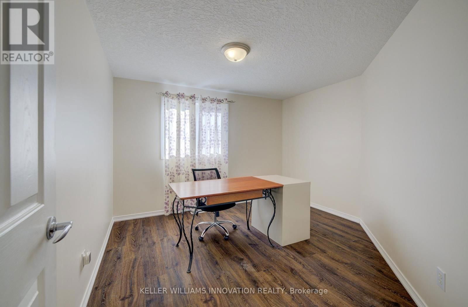 37 GREY OAK DRIVE Image 21