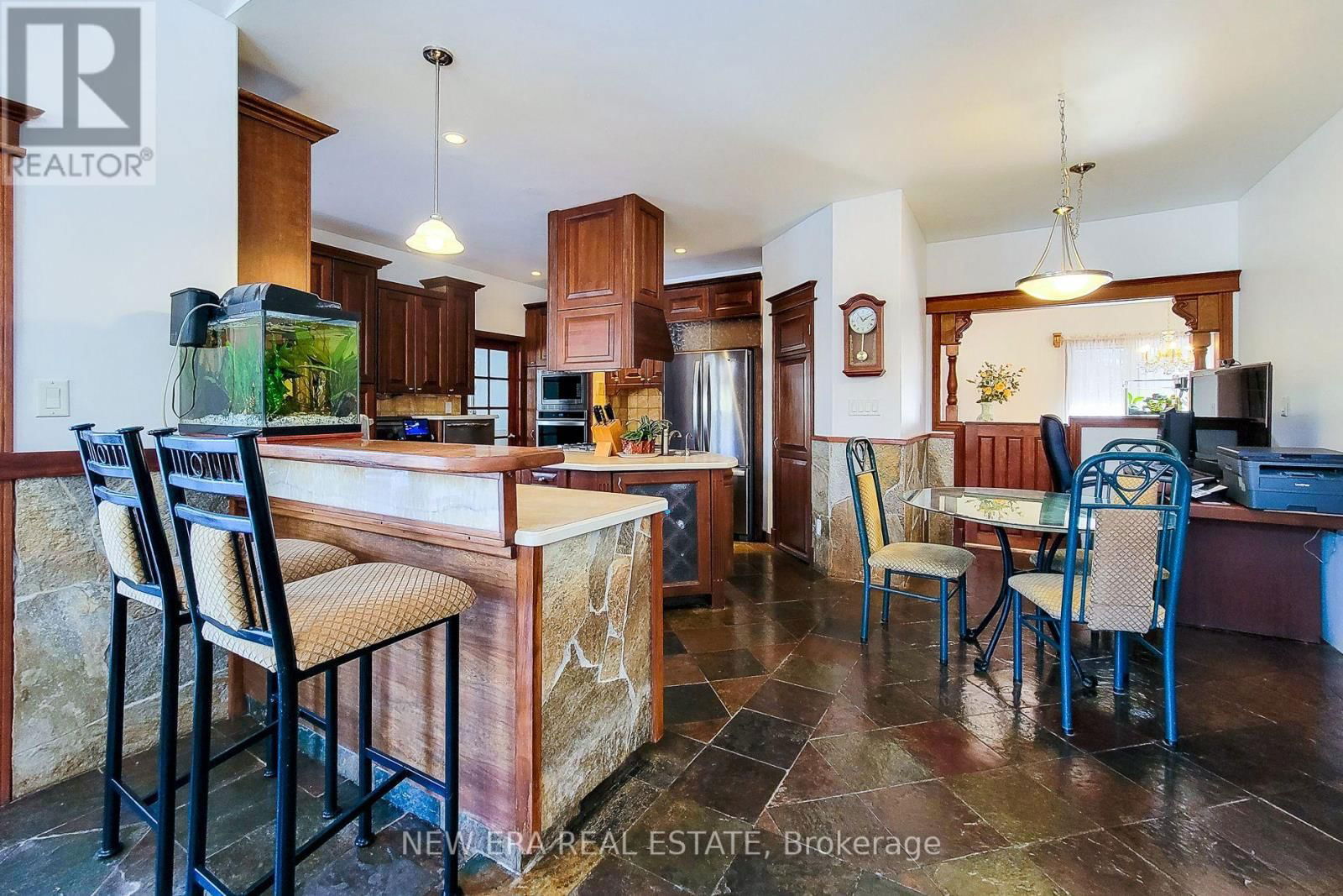 8831 SCHISLER ROAD Image 22