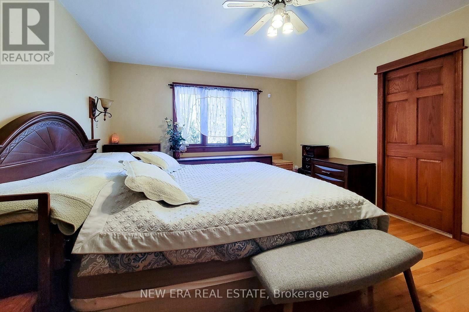 8831 SCHISLER ROAD Image 28