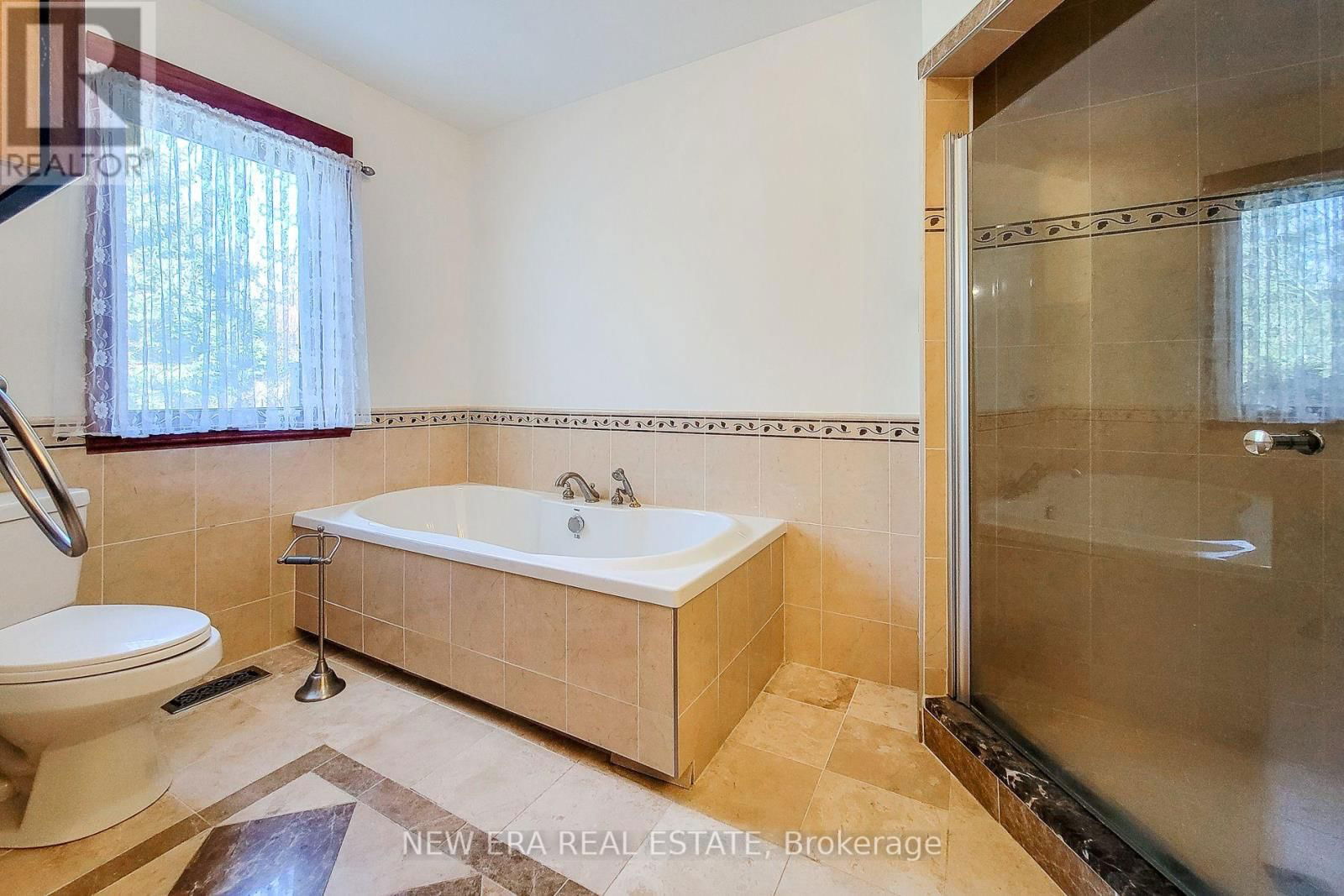 8831 SCHISLER ROAD Image 30