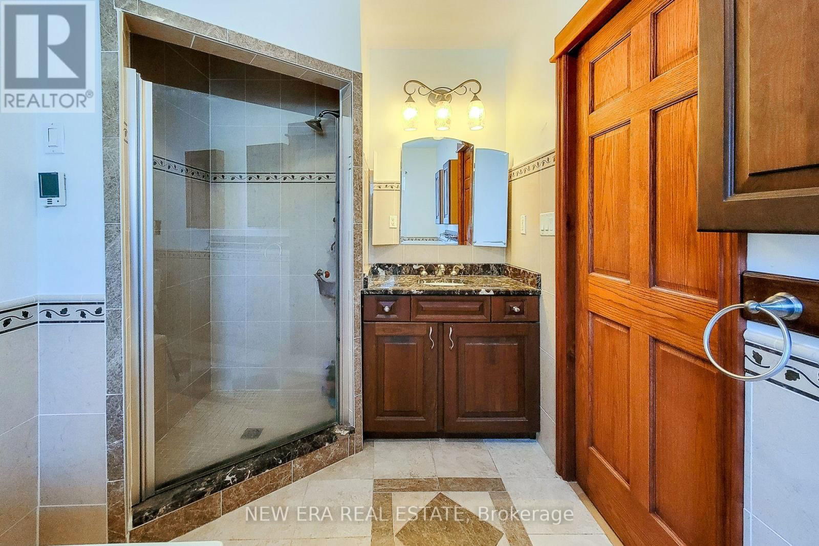 8831 SCHISLER ROAD Image 31