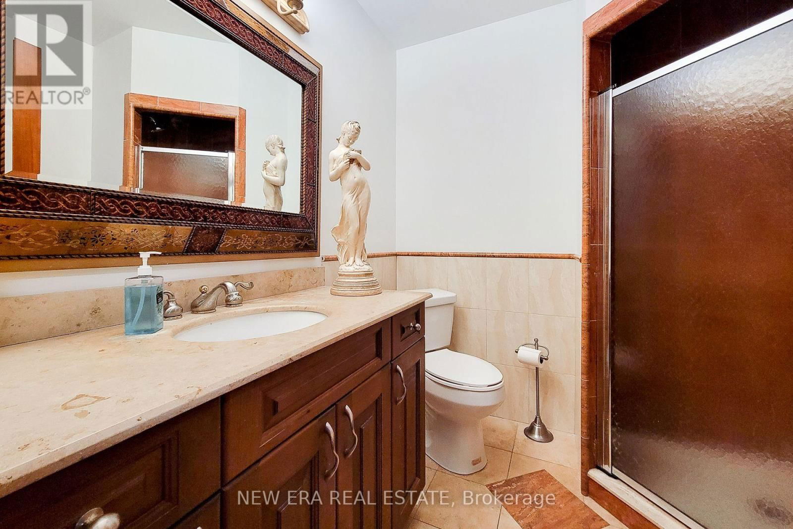 8831 SCHISLER ROAD Image 34
