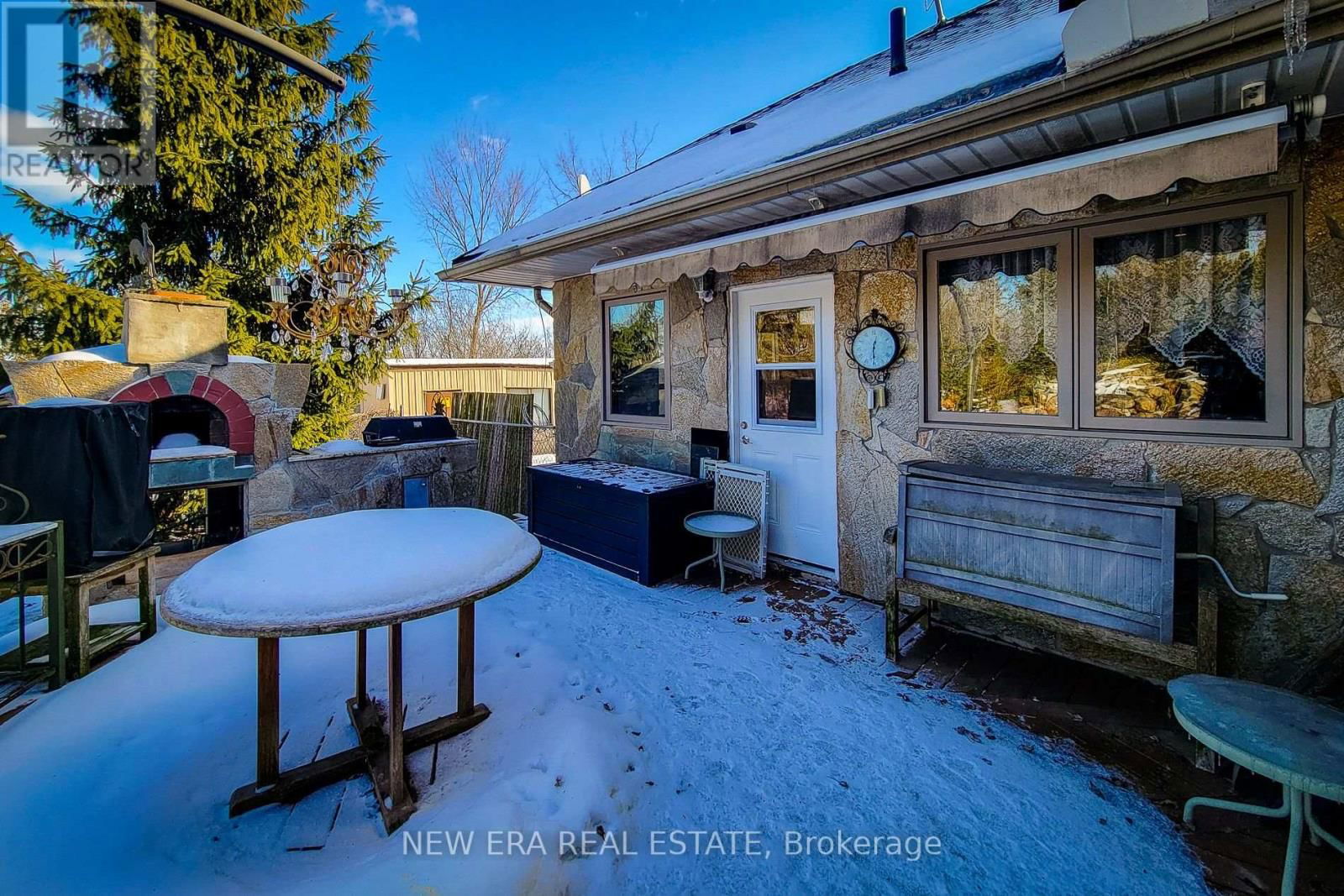 8831 SCHISLER ROAD Image 4