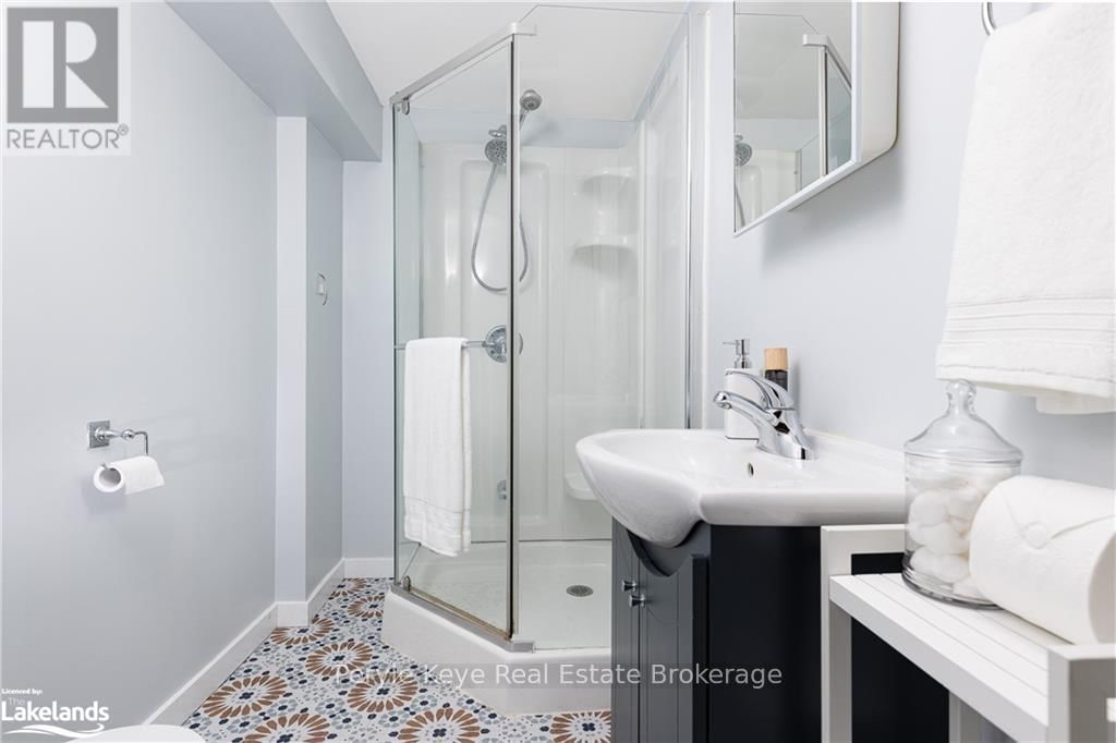 1322 BRITANNIA ROAD Image 38