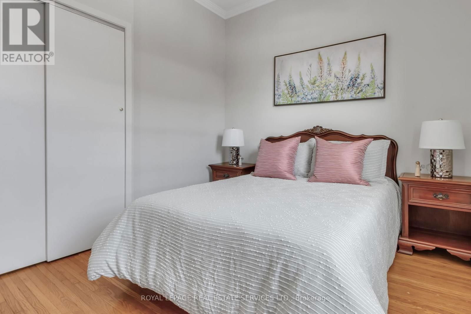 8 DUFF STREET Image 32