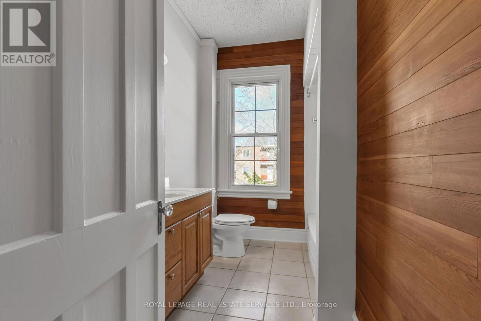 8 DUFF STREET Image 33
