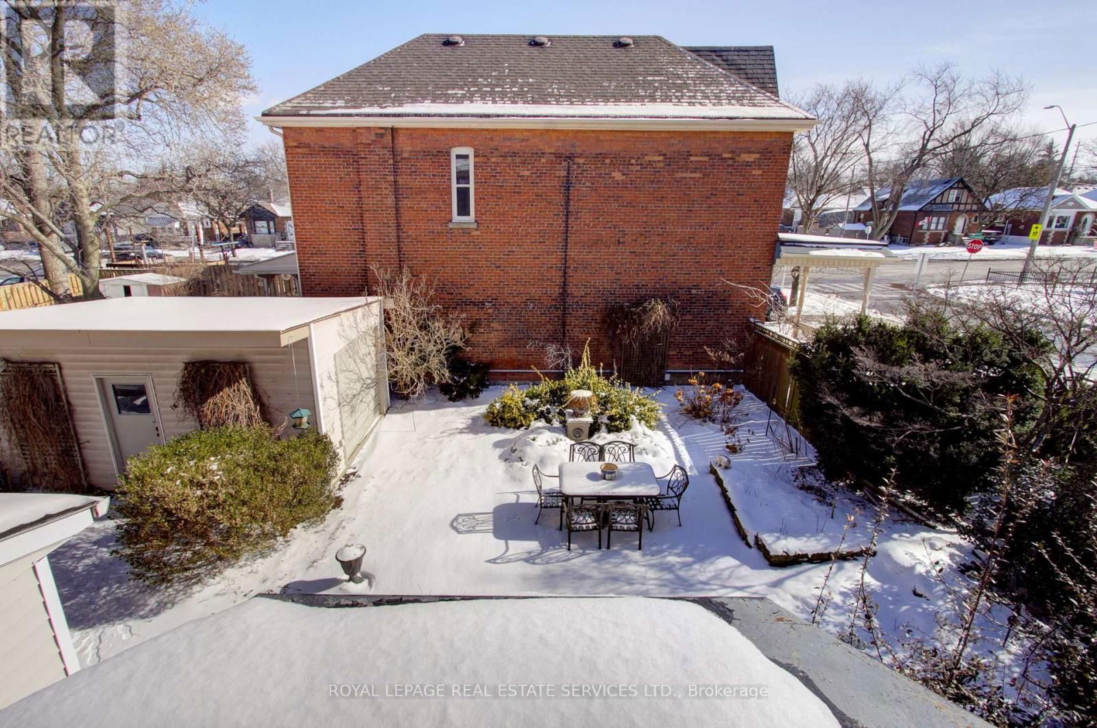 8 DUFF STREET Image 41