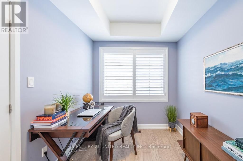 531 CLAYTON AVENUE Image 10