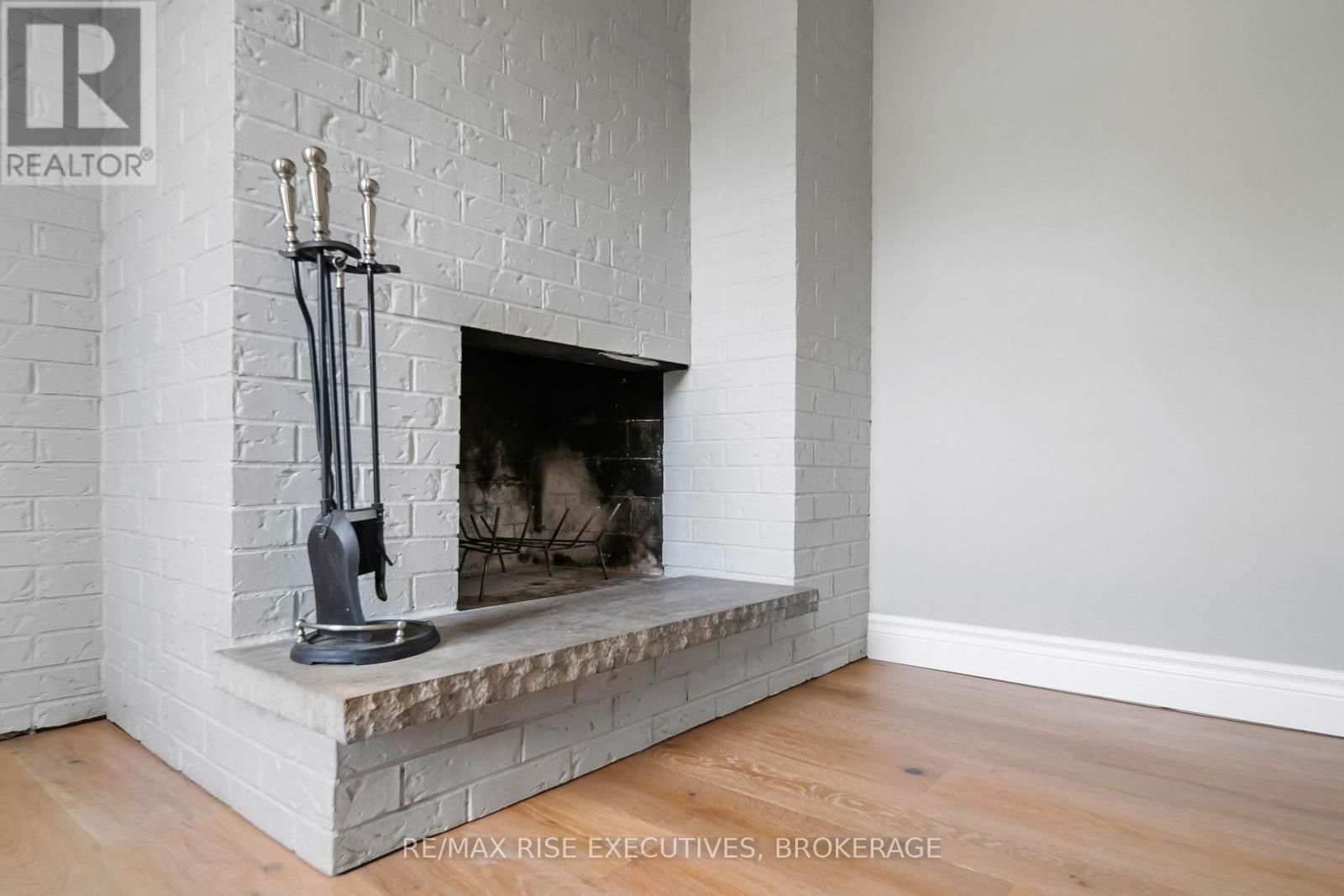 282 WELBORNE AVENUE Image 14
