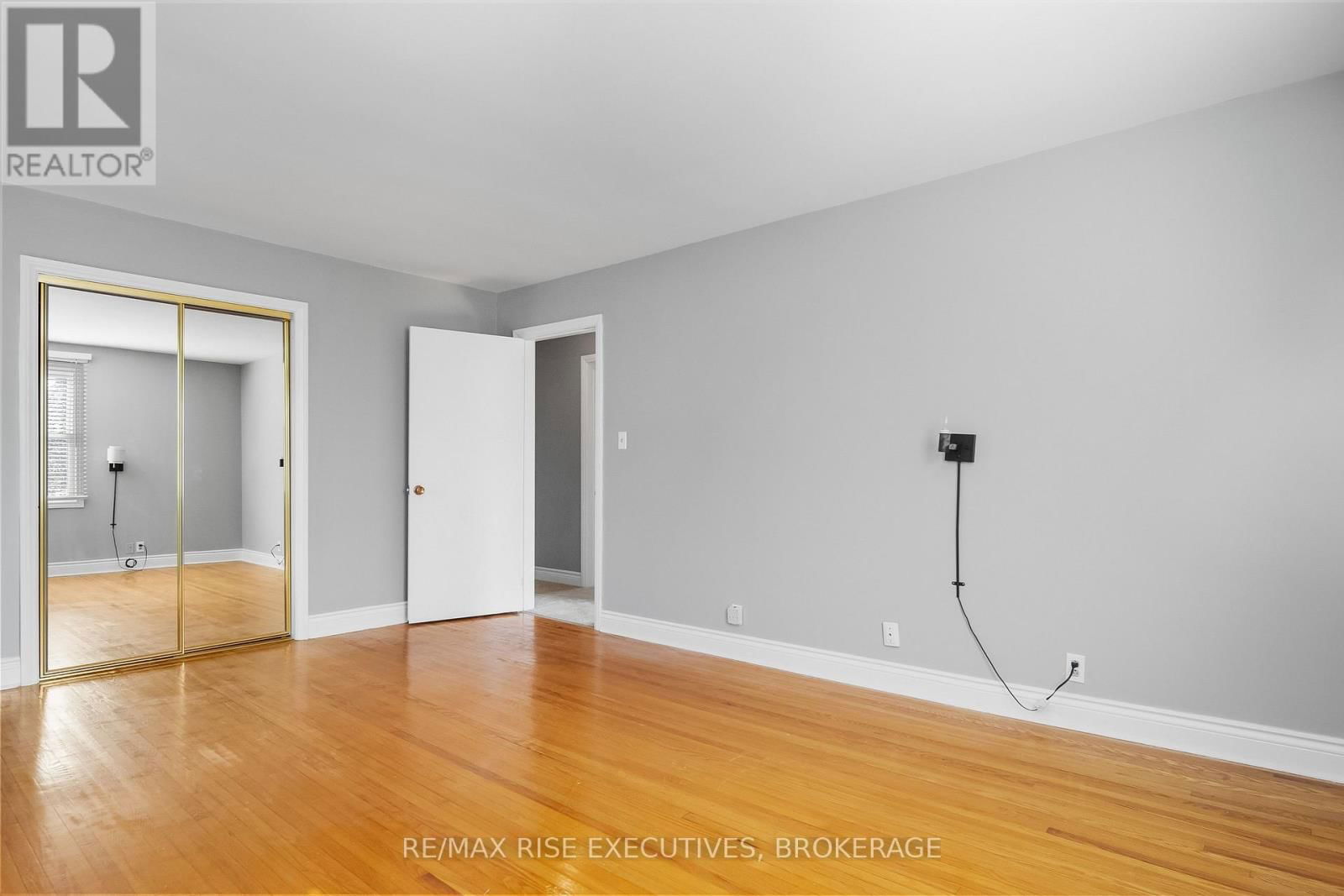 282 WELBORNE AVENUE Image 28