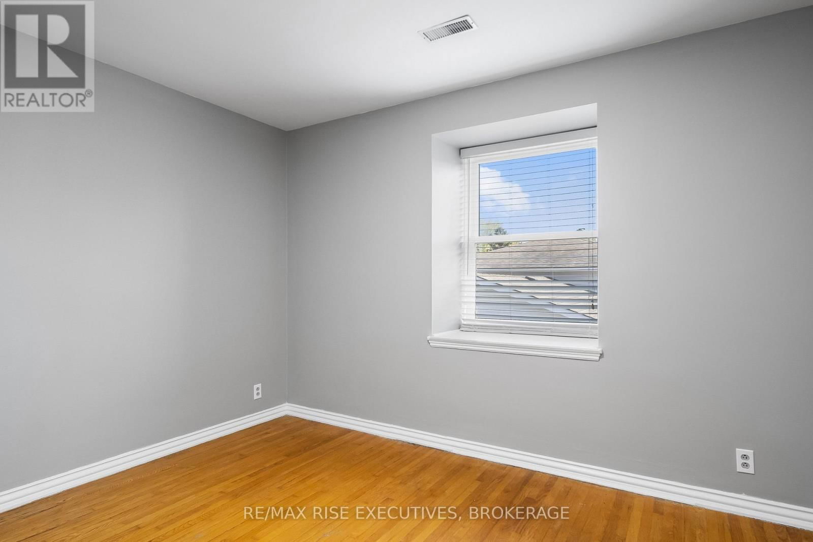 282 WELBORNE AVENUE Image 30