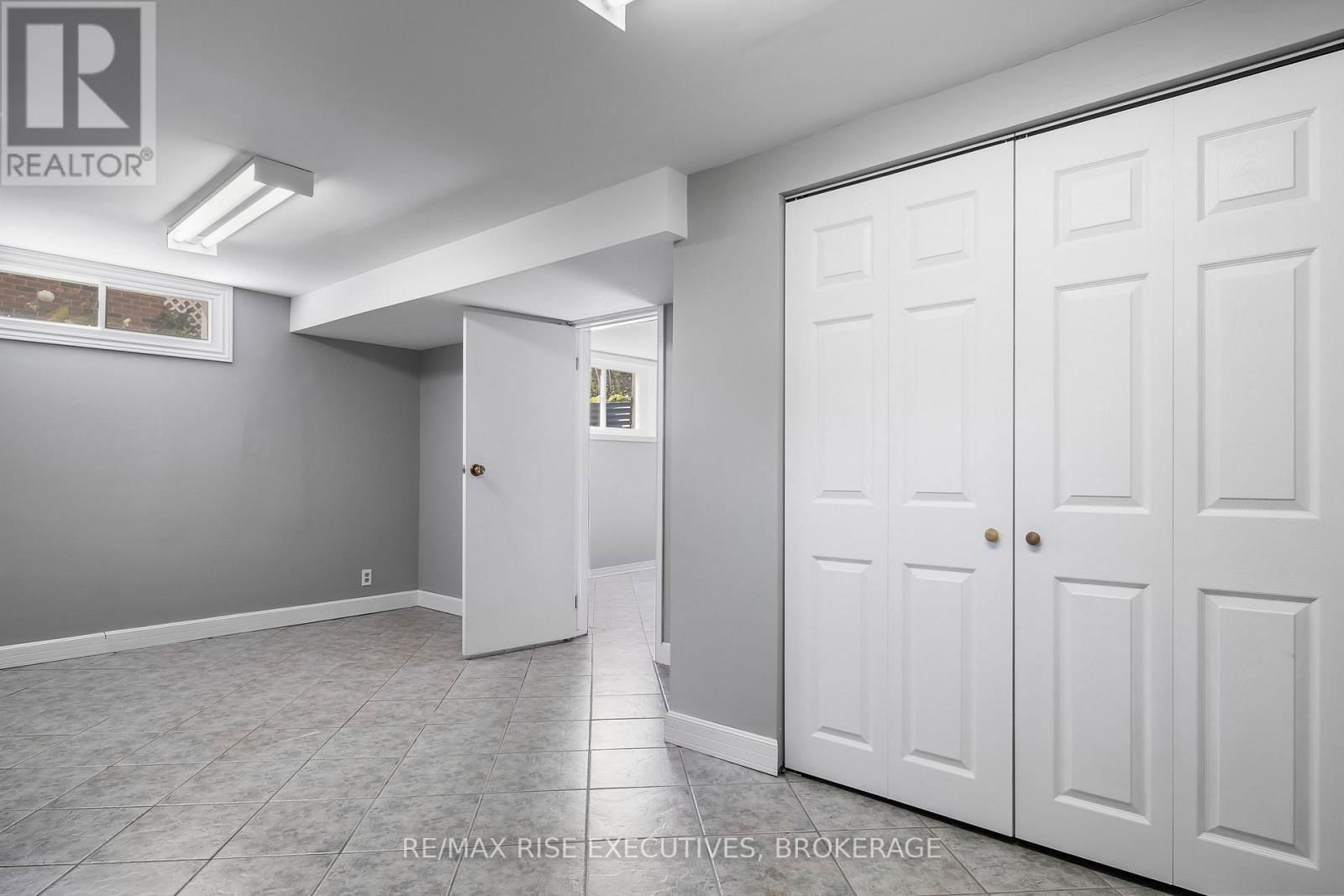 282 WELBORNE AVENUE Image 41