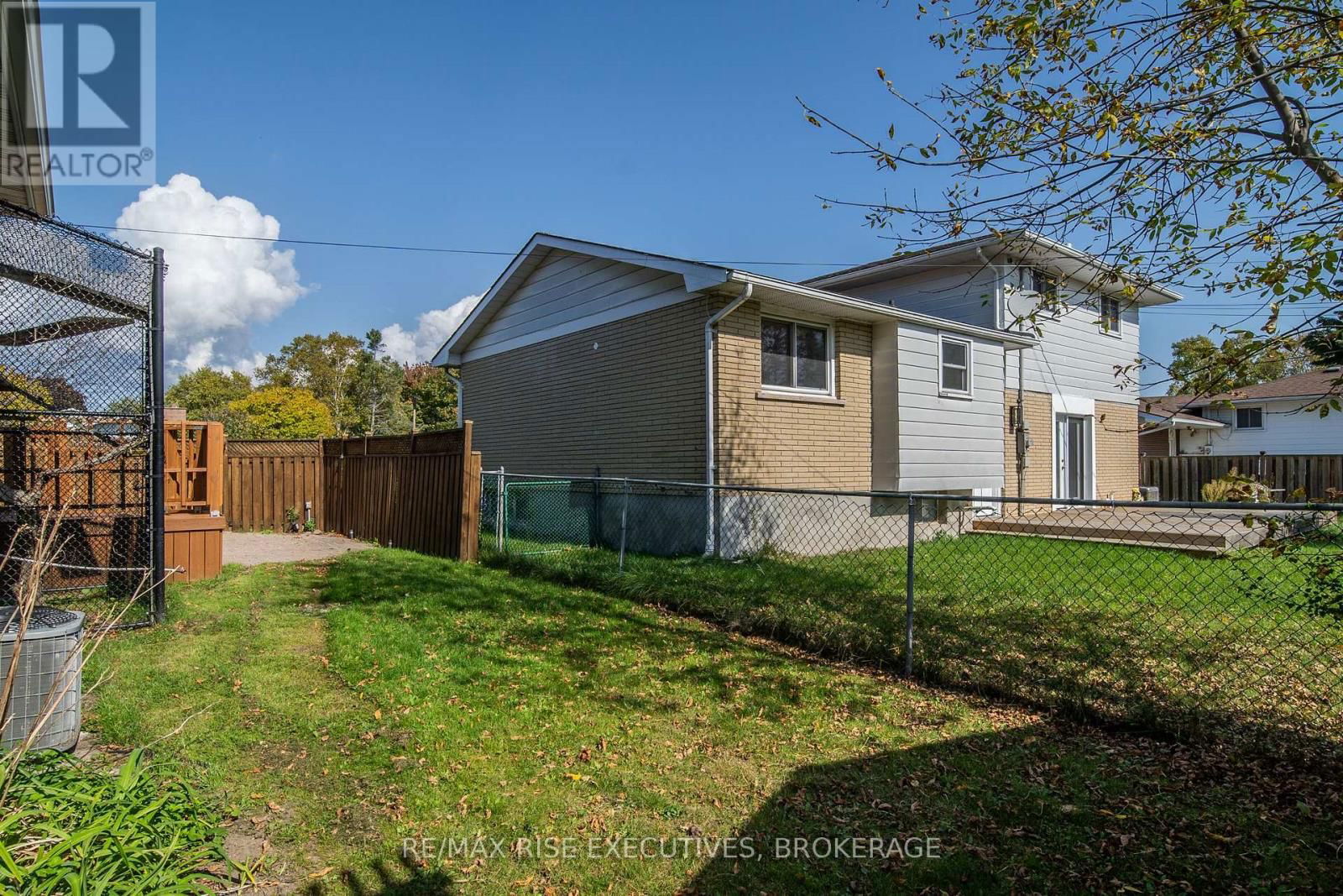 282 WELBORNE AVENUE Image 48
