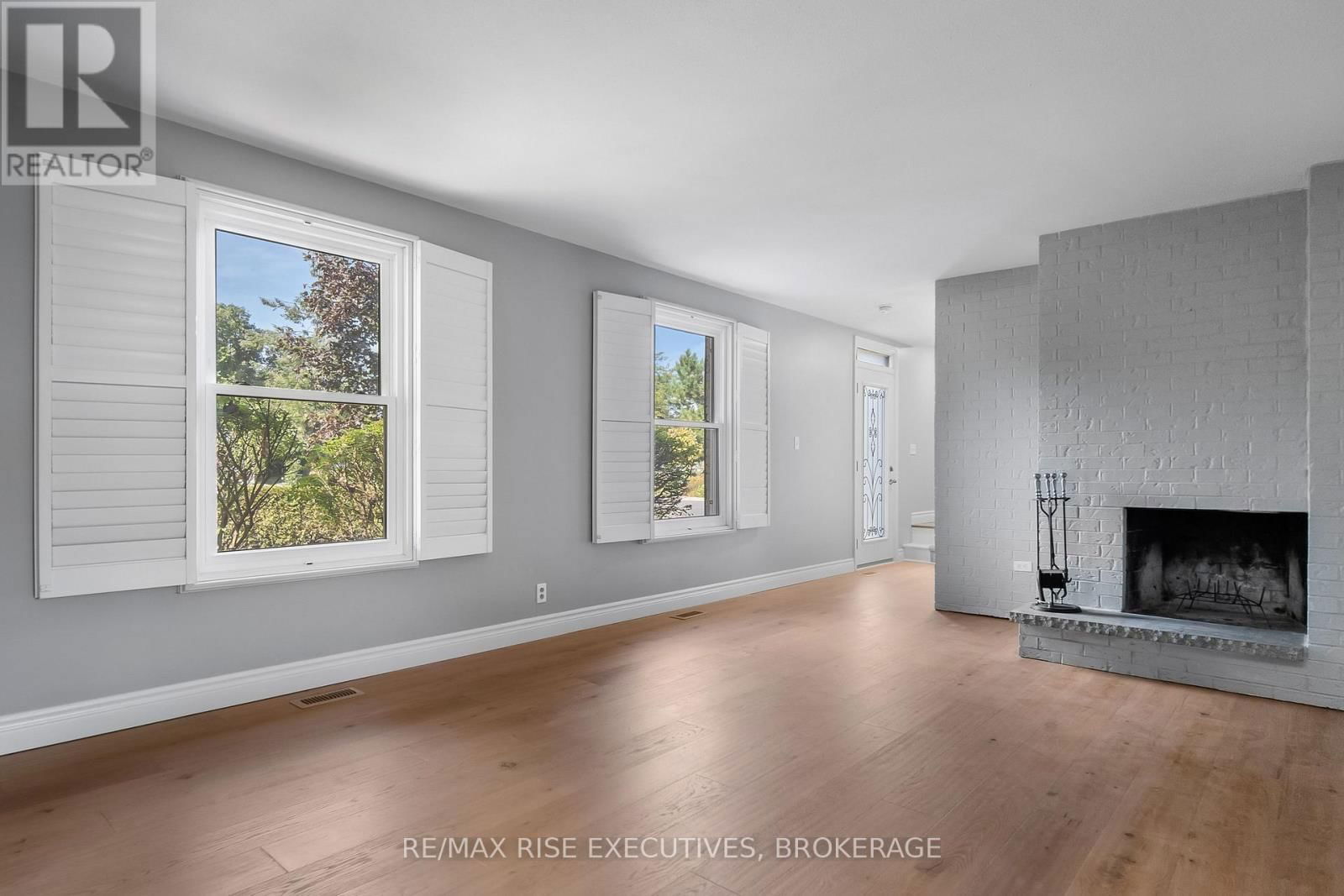 282 WELBORNE AVENUE Image 9