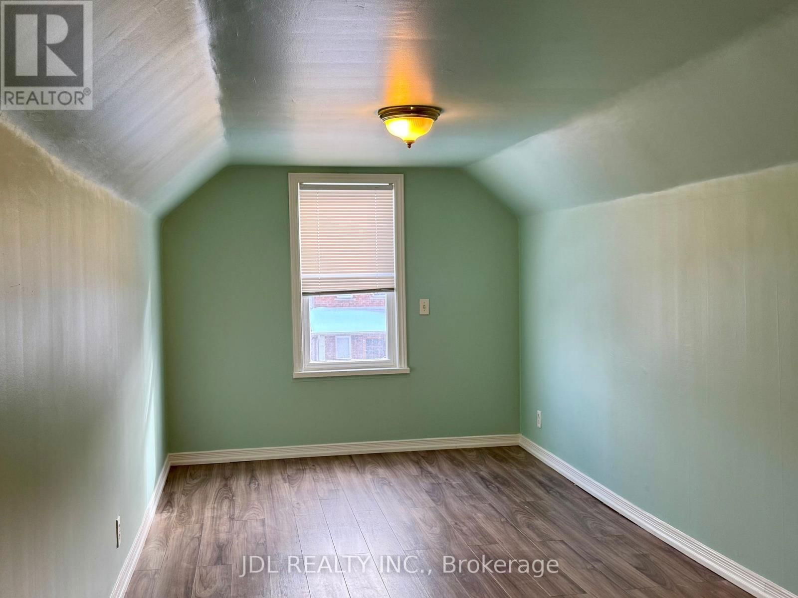 6269 ASH STREET Image 13
