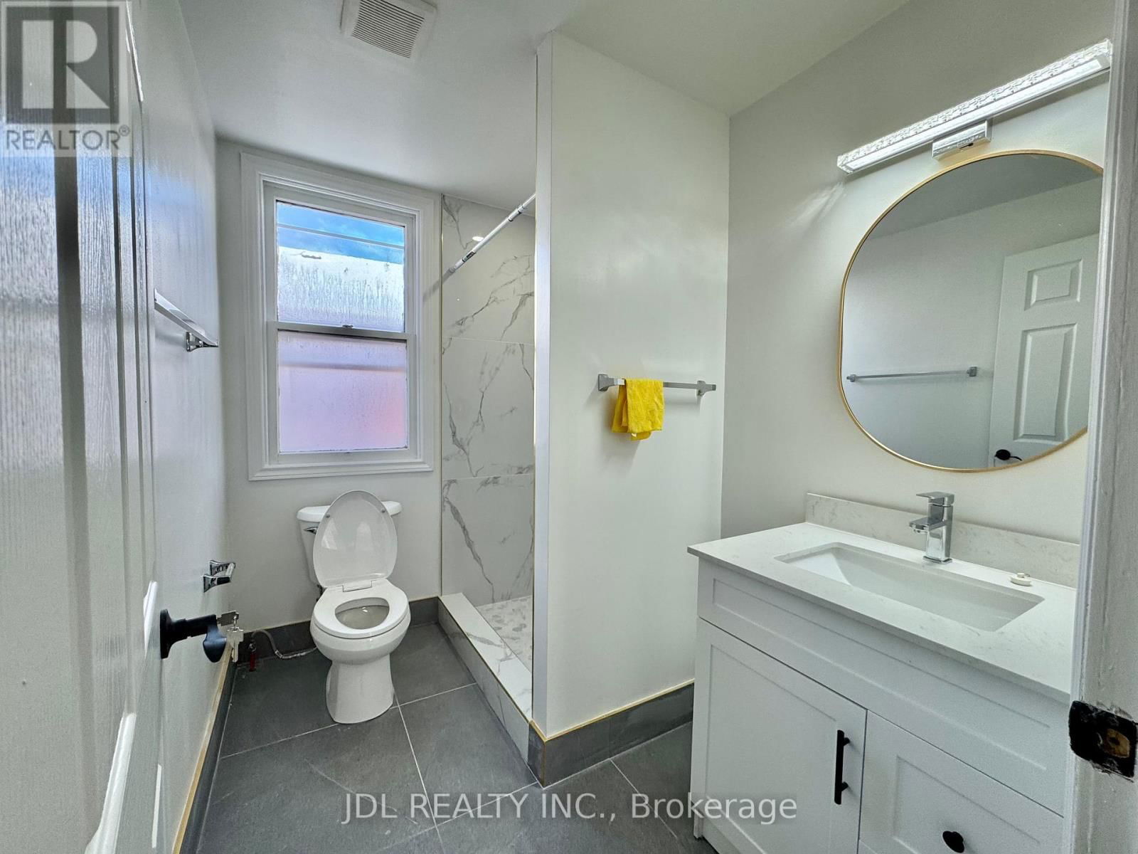 6269 ASH STREET Image 7