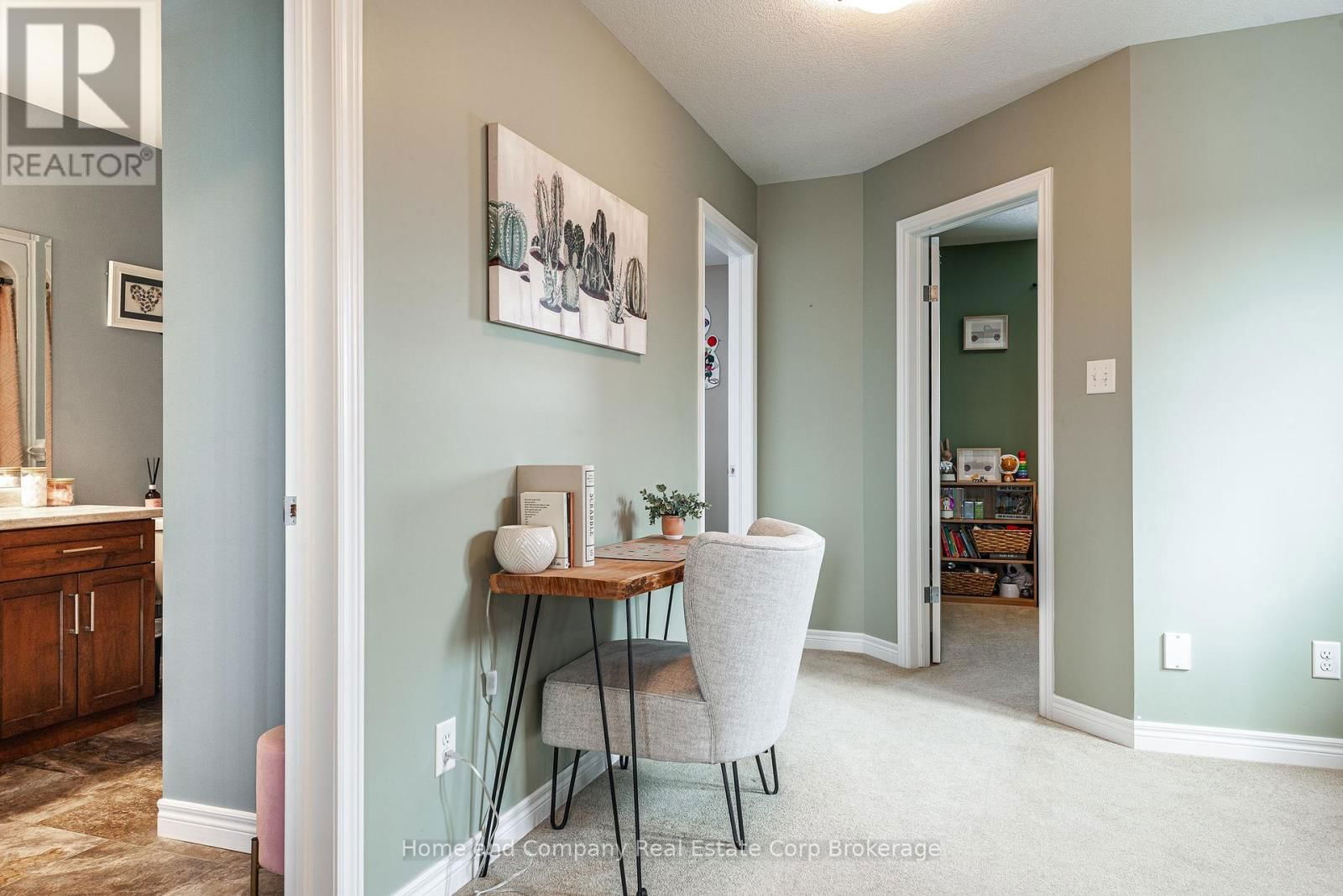 10 BROWN STREET Image 22