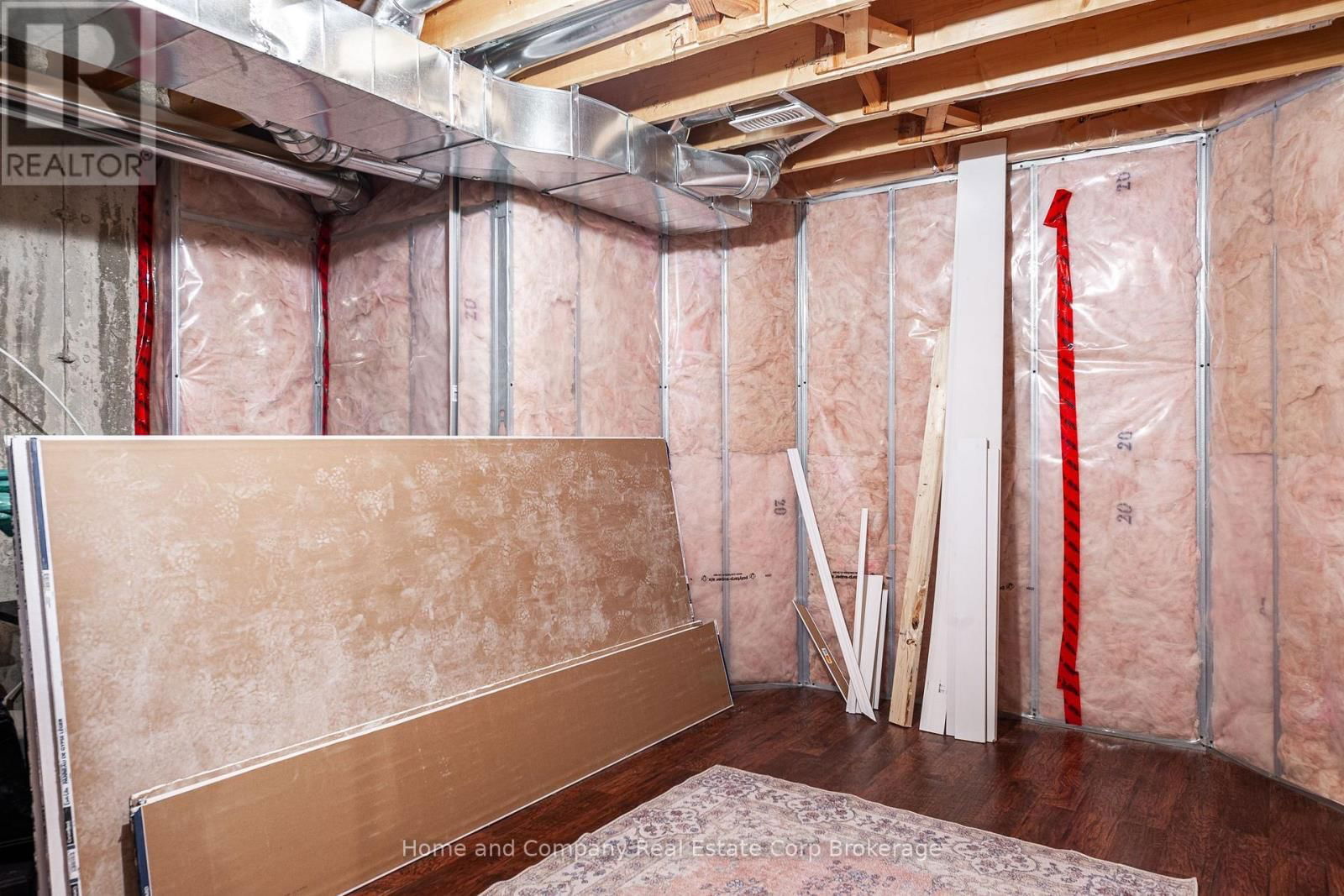 10 BROWN STREET Image 37