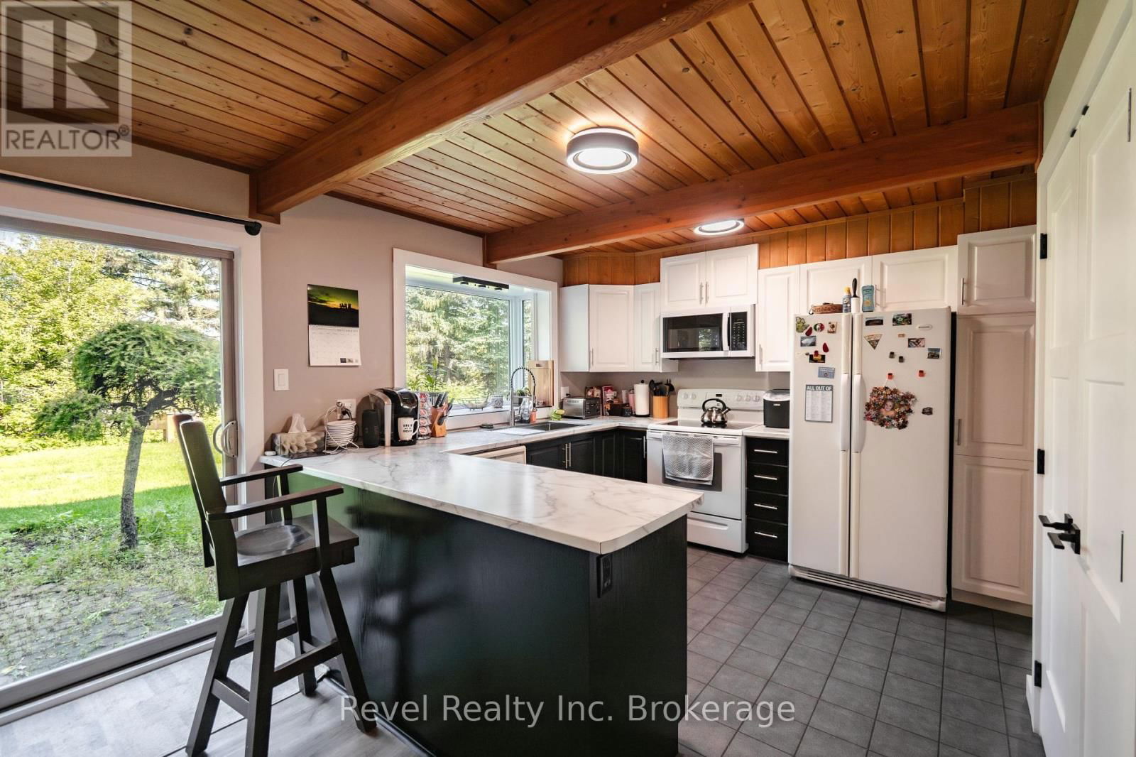 1753 SEYMOUR STREET Image 21